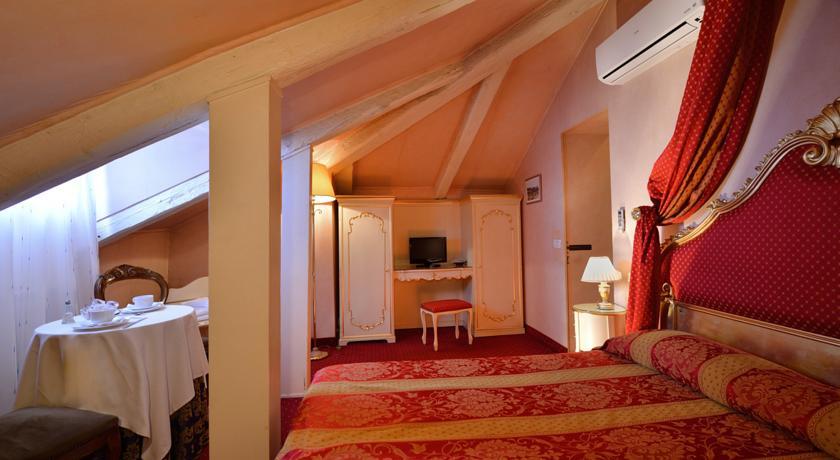 Residenza Ruga Giuffa Castello  Стая снимка