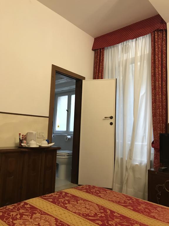 Residenza Ruga Giuffa Castello  Екстериор снимка